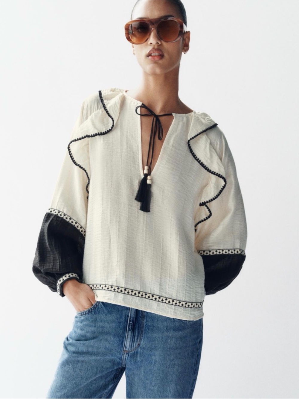 Zara Cream and Black Flowy Blouse